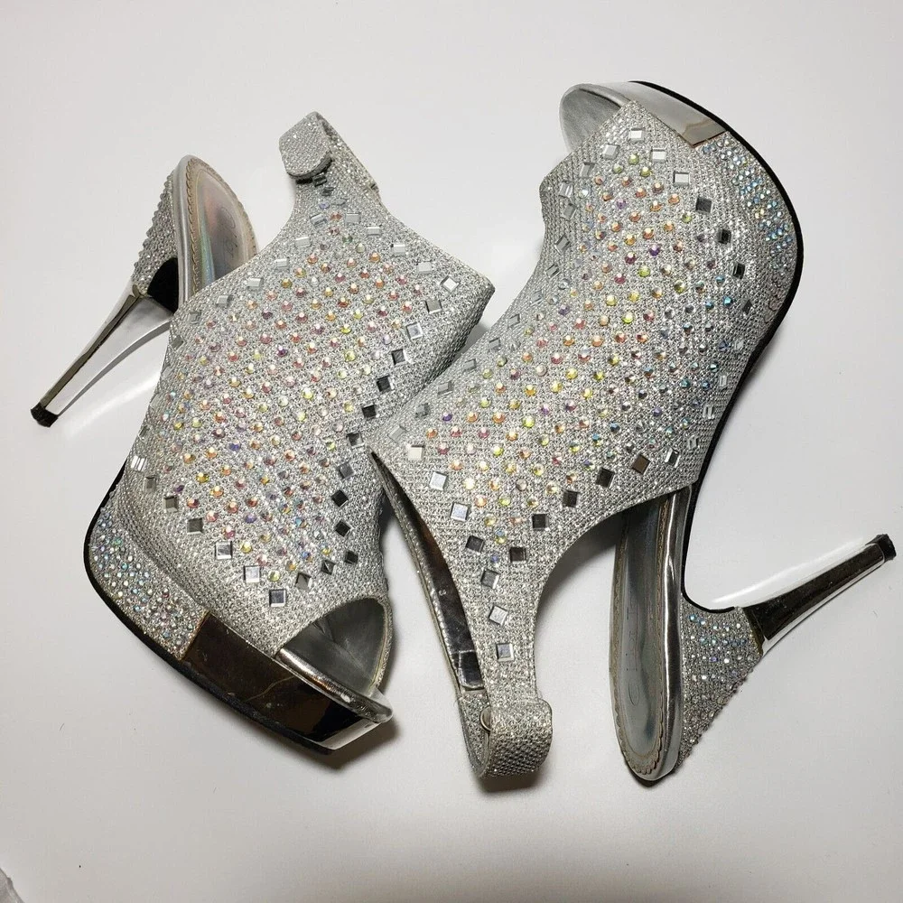 Hot Tomato Silver Embellished Platform Heels Sz 10 Adj Heel Strap Open Toe Y2K
